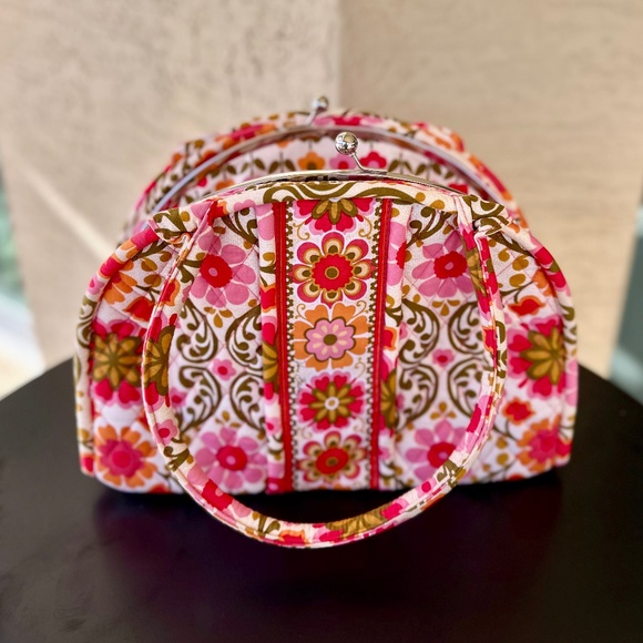 Vera Bradley, Eloise Shoulder Bag - Picture 2 of 11